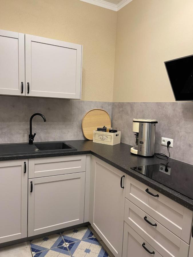 Mitten In Der Natur : Ferienwohnung Mit 3 Schlafzimmern, Neu Eingerichtet Neu Gaarz ภายนอก รูปภาพ